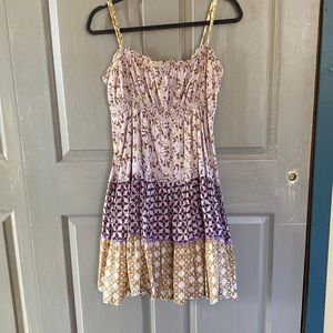 Multi pattern,knee length dress with adjustable straps. Atmosphere size 12/40.